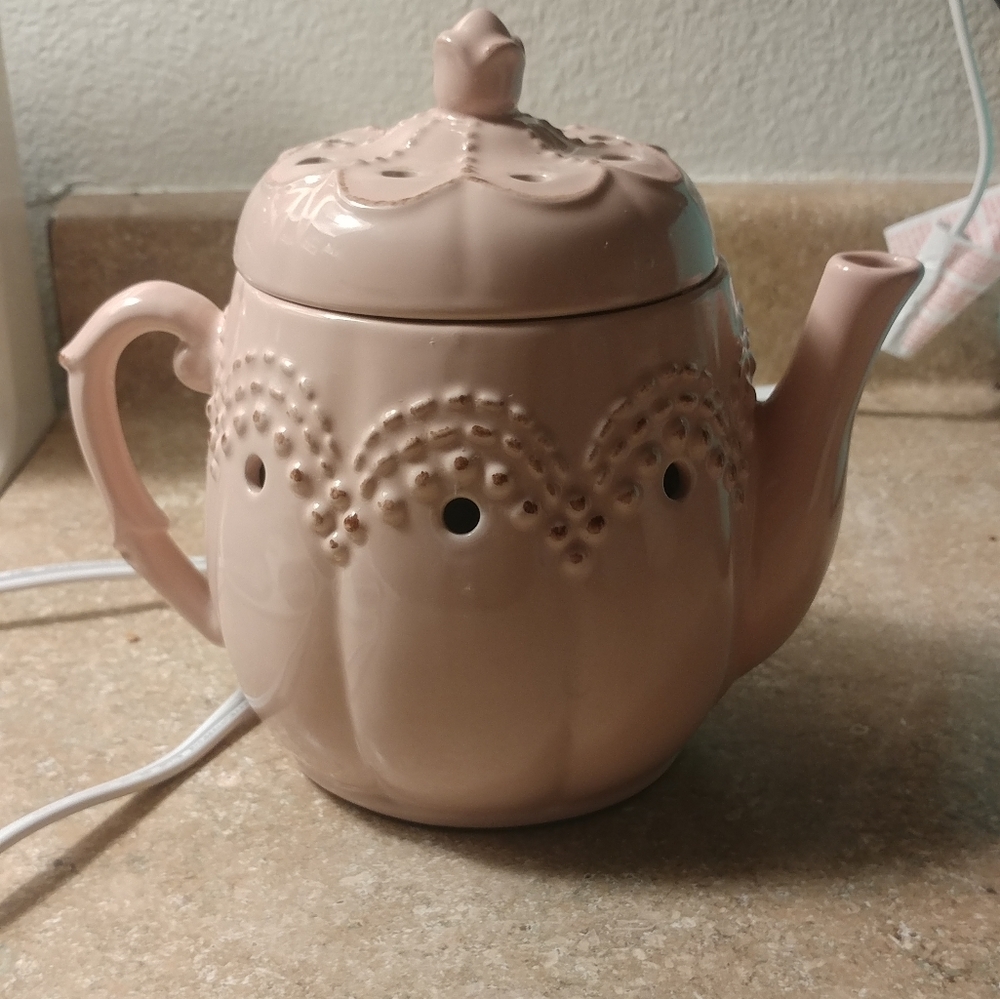 Scentsy Pink Vintage Antique Teapot wax warmer